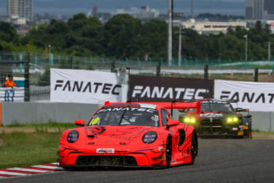第5戦で3位となった18号車ポルシェセンター岡崎のポルシェ911GT3R