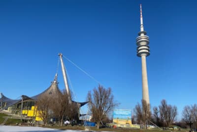 2024年の年末。オリンピック公園の池も少し凍っていました