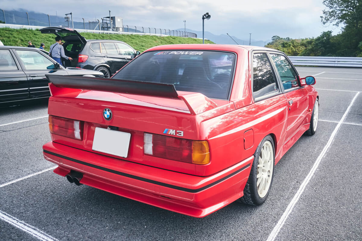 BMW E30型 M3スポーツエボリューション：BMW関係者だったお兄様の縁で、1994年に購入した1990年式