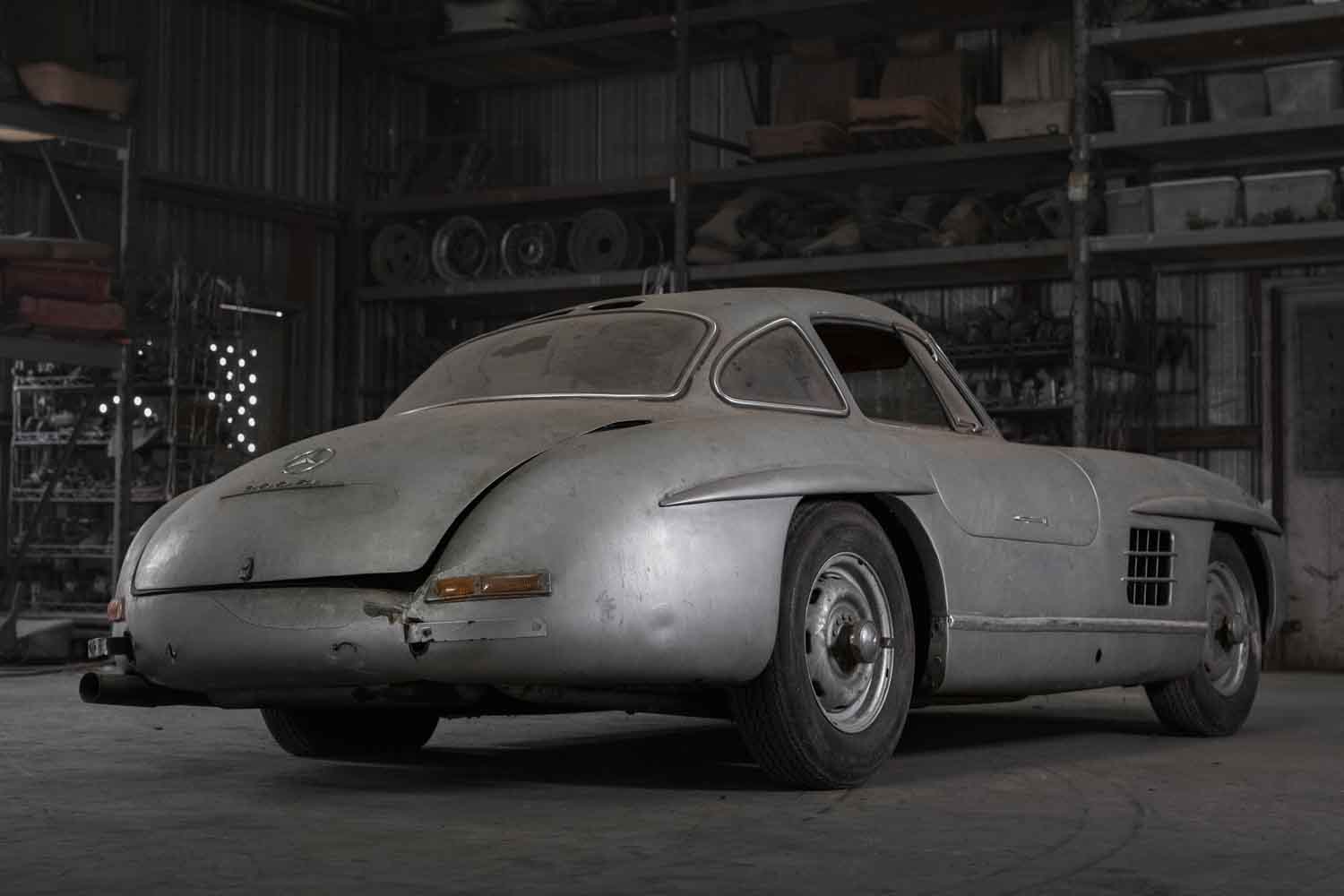 14億円オーバー！ 廃品置き場にあったメルセデス・ベンツ「300SL