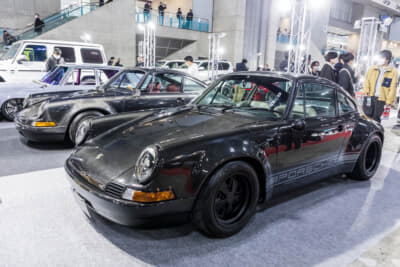 TOKYO CUSTOM WORKS ポルシェ 911：モノコック骨格以外は基本的に全て日本国内で製作した本物のドライカーボンのパネルで置き換えている