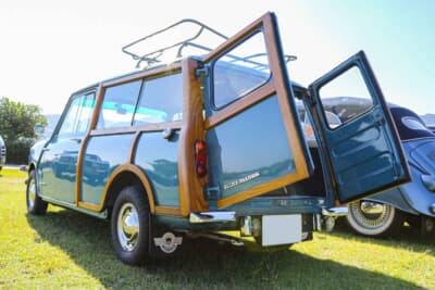 モーリス ミニ トラベラー：ブレーキはオリジナルの4輪ドラム。イベントへの参加やドライブに使っており、レストア後の走行距離は6500マイル（約1万km）。4速MT仕様だ