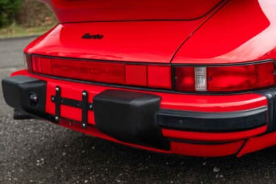 27万1600ドル(邦貨換算4245万円)で落札されたポルシェ「911ターボ フラットノーズ」(C)Courtesy of RM Sotheby's