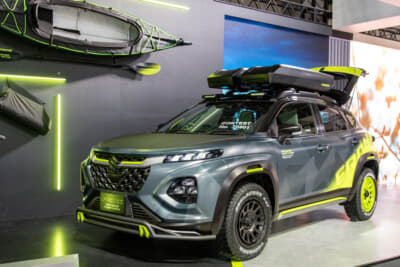 スズキ フロンクス シーバスナイトゲーム：「都会で働く若者が、仕事終わりや週末にアウトドアで遊ぶ」というイメージ