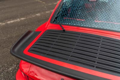 27万1600ドル(邦貨換算4245万円)で落札されたポルシェ「911ターボ フラットノーズ」(C)Courtesy of RM Sotheby's