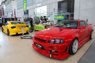 福岡県大野城市にお店を構えるURAS（ユーラス）は、D1ドライバーの「のむけん」こと野村 謙さんのお店。当日は同じくD1ドライバーの息子さん、「のむけんJr.」こと圭市さんも参加