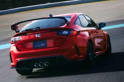 ホンダ シビック タイプR レーシングブラックパッケージ：ホンダが長年培ってきたレーシングスピリットを表現する、特別なインテリアパッケージが登場