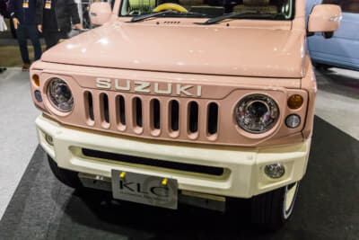 KLC ジムニーピックアップ：SJ10型ジムニーを彷彿させるSJグリルを装着
