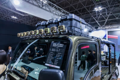 いすゞ エルフミオ クロスコンセプト:キャビン上部に装着したルーフバスケットを含めても高さ2.1m未満に収まるように設計