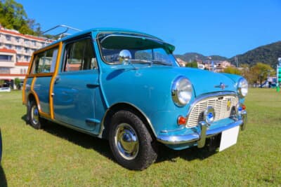 10インチの純正スチールホイールにダンロップのSPスポーツ（アクアジェット）145/SR-10を組み合わせている