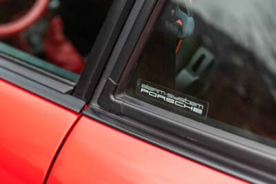 27万1600ドル(邦貨換算4245万円)で落札されたポルシェ「911ターボ フラットノーズ」(C)Courtesy of RM Sotheby's