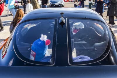 マツダ RX-7 ヴェイルサイド フォーチュン：リアにオーディオは組んでいないが、このスタイルが気に入ってるので現状維持とのこと
