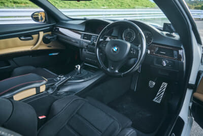BMW E92型 M3：インテリアがブラックとタンレザーの組み合わせだったのが購入の決め手