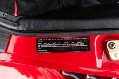 27万1600ドル(邦貨換算4245万円)で落札されたポルシェ「911ターボ フラットノーズ」(C)Courtesy of RM Sotheby's