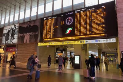 ローマのテルミニ駅構内