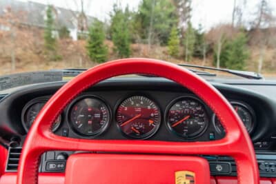 27万1600ドル(邦貨換算4245万円)で落札されたポルシェ「911ターボ フラットノーズ」(C)Courtesy of RM Sotheby's