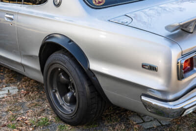 日産 スカイライン 2000GT-R：フロント8Jの205、リア9.5Jの225というタイヤ＆ホイールの組み合わせ