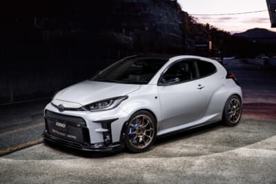 VOLK RACING ZE40の新色シャイニングブロンズメタルを装着したGRヤリス