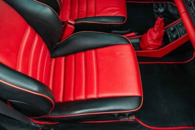 27万1600ドル(邦貨換算4245万円)で落札されたポルシェ「911ターボ フラットノーズ」(C)Courtesy of RM Sotheby's