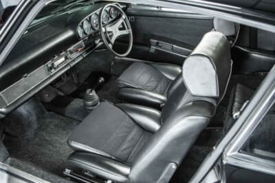 48万3125ポンド（邦貨換算約9281万円）で落札されたポルシェ「911 カレラRS 2.7」（C）Courtesy of RM Sotheby's