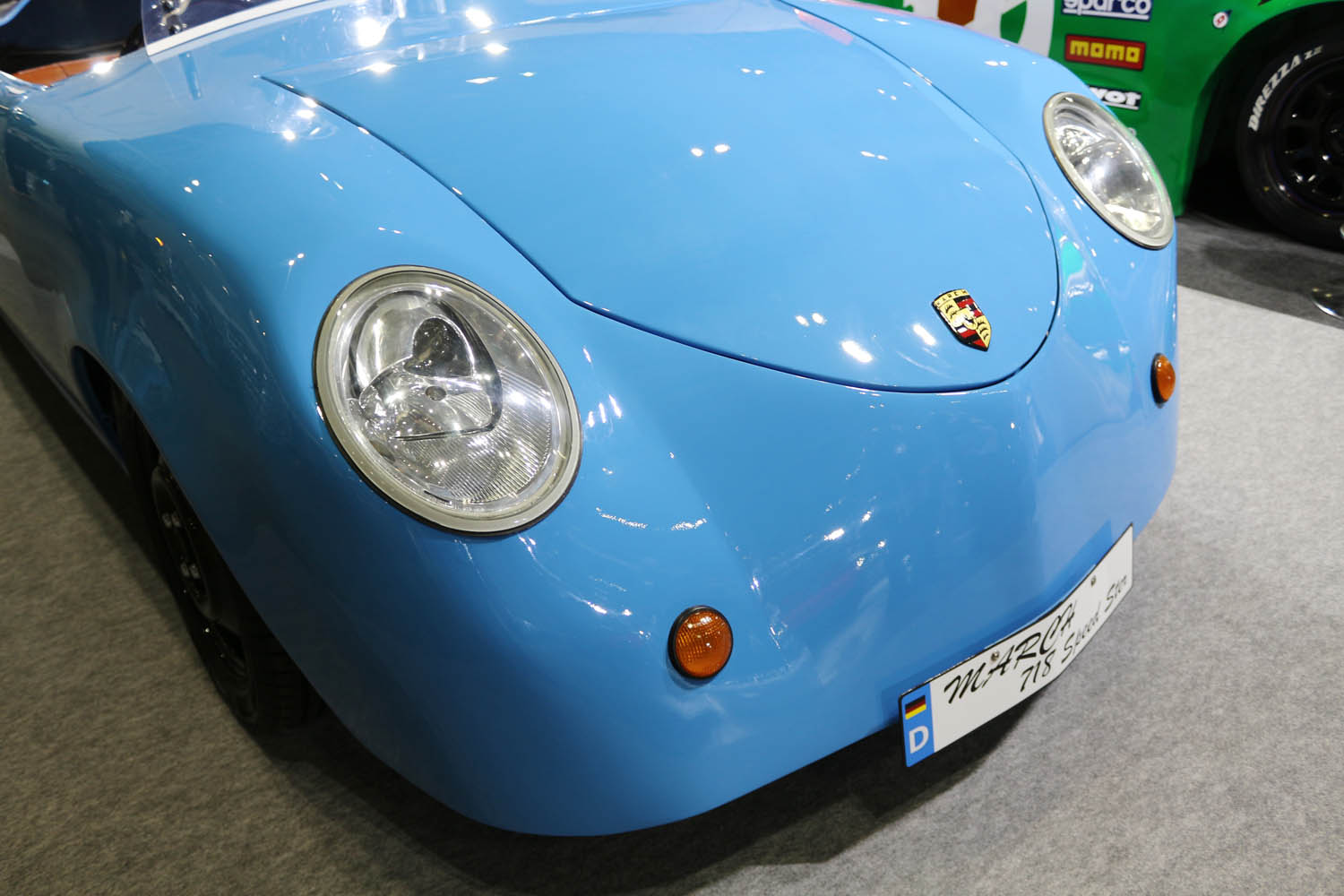日産「マーチ」で「ポルシェ356」ルック!? 朽ちかけていた