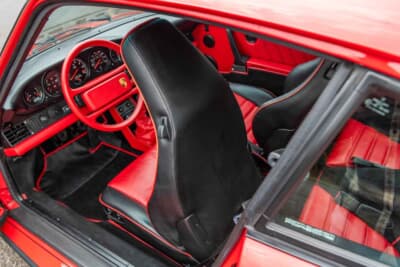 27万1600ドル(邦貨換算4245万円)で落札されたポルシェ「911ターボ フラットノーズ」(C)Courtesy of RM Sotheby's