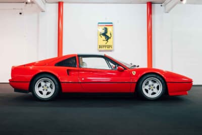 6万3250ドル（邦貨換算約1000万円）で落札されたフェラーリ「328GTS」（C）Courtesy of RM Sotheby's