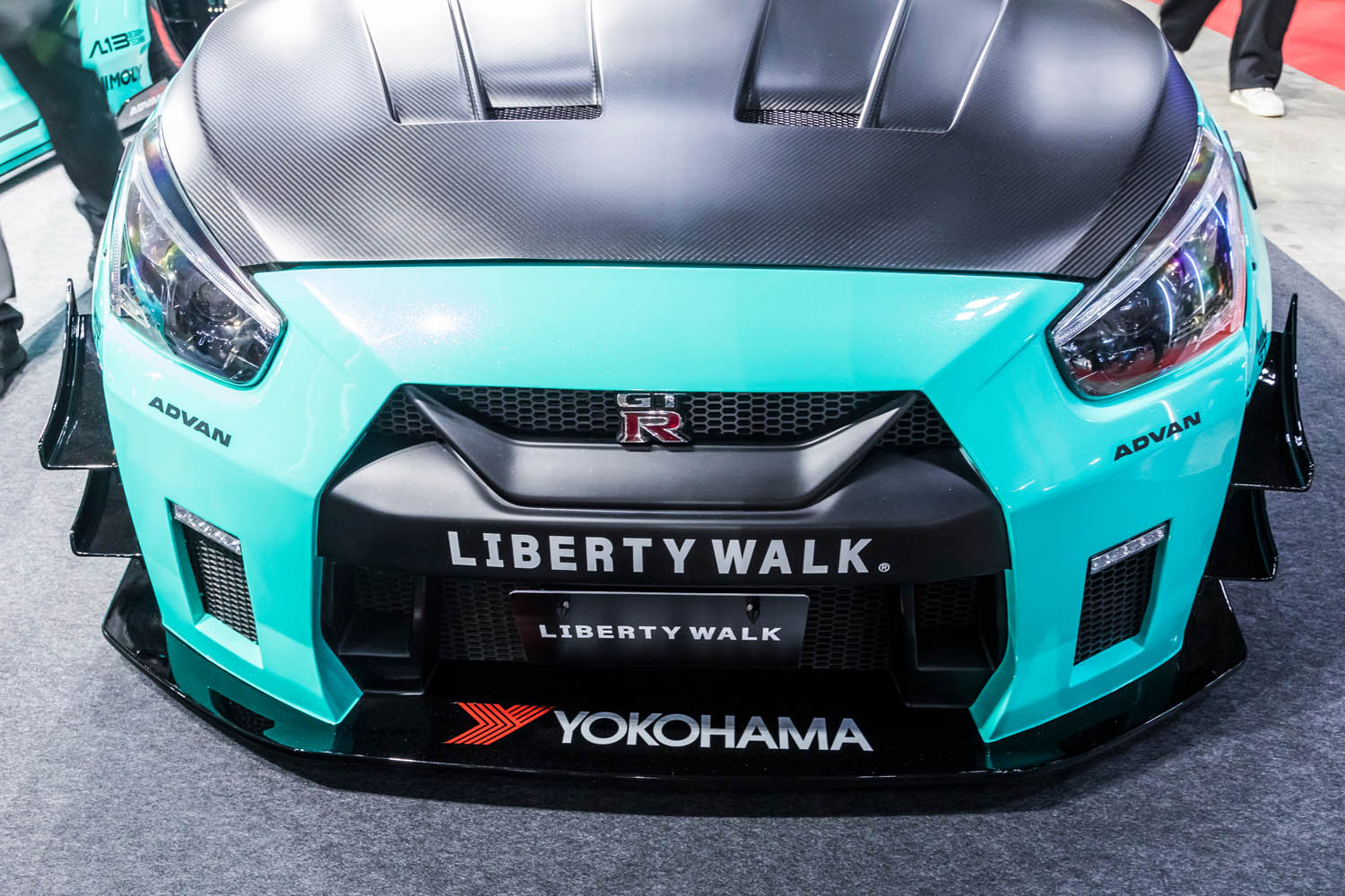日産R35「GT-R」顔のダイハツ「コペン」の本気度がヤバすぎた