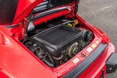 27万1600ドル(邦貨換算4245万円)で落札されたポルシェ「911ターボ フラットノーズ」(C)Courtesy of RM Sotheby's