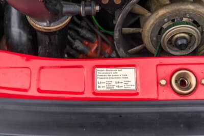 27万1600ドル(邦貨換算4245万円)で落札されたポルシェ「911ターボ フラットノーズ」(C)Courtesy of RM Sotheby's