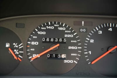 6万9000ユーロ(邦貨換算約1110万円)で落札されたポルシェ「968クラブスポーツ」(C)Courtesy of RM Sotheby's