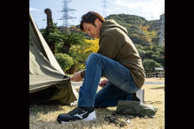 ミズノ オールマイティ LSII 73M BOA：購入者の声で多く耳にするのは、シューズの軽さとクッション性の良さについて。これは踵部に格子状のくぼみを持たせたミッドソールのセル構造設計と競技向けに開発されたクッション材を採用したことによる効果。それによりクッション性が大幅に向上し快適性を生み出している