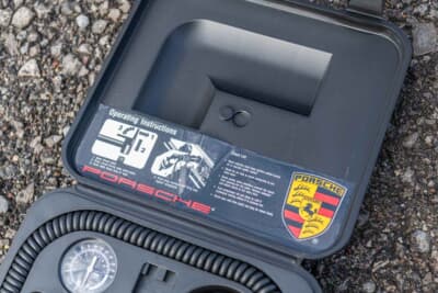 27万1600ドル(邦貨換算4245万円)で落札されたポルシェ「911ターボ フラットノーズ」(C)Courtesy of RM Sotheby's