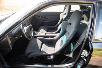 6万9000ユーロ(邦貨換算約1110万円)で落札されたポルシェ「968クラブスポーツ」(C)Courtesy of RM Sotheby's