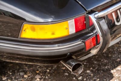 48万3125ポンド（邦貨換算約9281万円）で落札されたポルシェ「911 カレラRS 2.7」（C）Courtesy of RM Sotheby's
