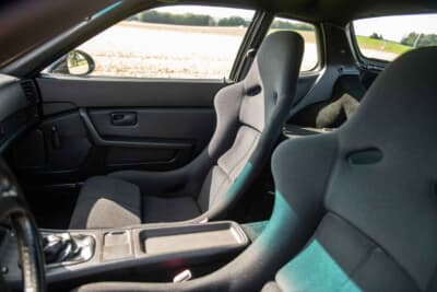 6万9000ユーロ(邦貨換算約1110万円)で落札されたポルシェ「968クラブスポーツ」(C)Courtesy of RM Sotheby's