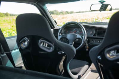 6万9000ユーロ(邦貨換算約1110万円)で落札されたポルシェ「968クラブスポーツ」(C)Courtesy of RM Sotheby's