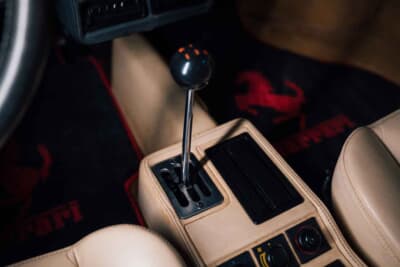 6万3250ドル（邦貨換算約1000万円）で落札されたフェラーリ「328GTS」（C）Courtesy of RM Sotheby's