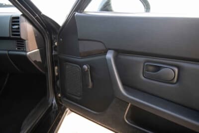 6万9000ユーロ(邦貨換算約1110万円)で落札されたポルシェ「968クラブスポーツ」(C)Courtesy of RM Sotheby's