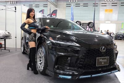SUV、ミニバン、セダンなど、さまざまなボディキットを手がけるROWEN。九州には8店舗の取扱店を展開