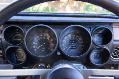 日産 スカイライン 2000GT-R：「7500rpmから音が変わってさらに上がある感じがたまらないですね！」