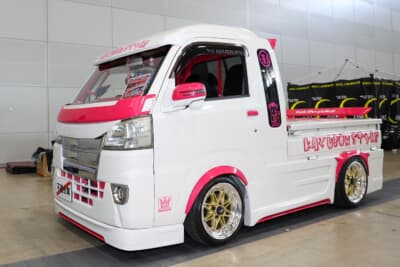Revive製エアサスを装着したダイハツ ハイゼット
