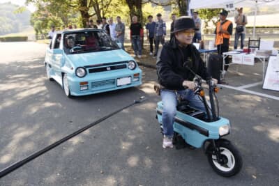 そして、プリモ賞はこちらの「シティカブリオレ」に。「モトコンポ」も同色でカスタマイズ