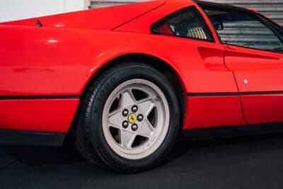 6万3250ドル（邦貨換算約1000万円）で落札されたフェラーリ「328GTS」（C）Courtesy of RM Sotheby's