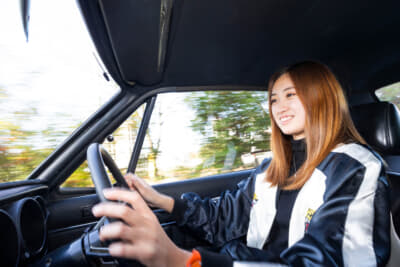 日産 スカイライン 2000GT-R：「高速域だとブレーキもカッチリしていてリニアな感じが安心感ありますし、これならすぐにサーキット行けそうな感じです」