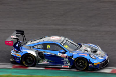 14号車 HUBAUTO RACING WITH GTO