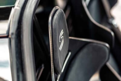 107万7500ドル(邦貨換算約1億6700万円)で落札されたマクラーレン「セナ」(C)Courtesy of RM Sotheby's