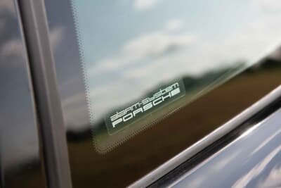 6万9000ユーロ(邦貨換算約1110万円)で落札されたポルシェ「968クラブスポーツ」(C)Courtesy of RM Sotheby's