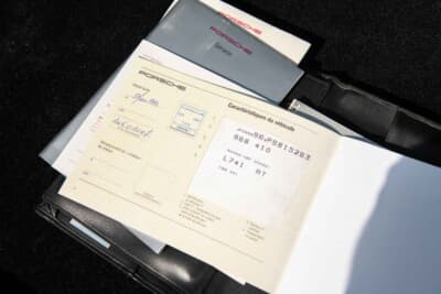 6万9000ユーロ(邦貨換算約1110万円)で落札されたポルシェ「968クラブスポーツ」(C)Courtesy of RM Sotheby's