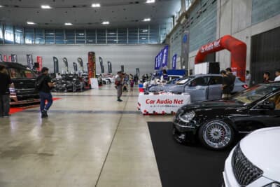 九州カスタムカーショー2024 in 熊本の会場となったグランメッセ熊本は、クルマだけではなくさまざまなイベントが開催される屋内展示場だ